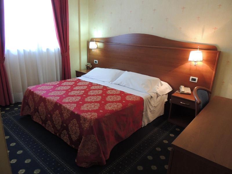 Hotel Rigolfo Moncalieri Zewnętrze zdjęcie